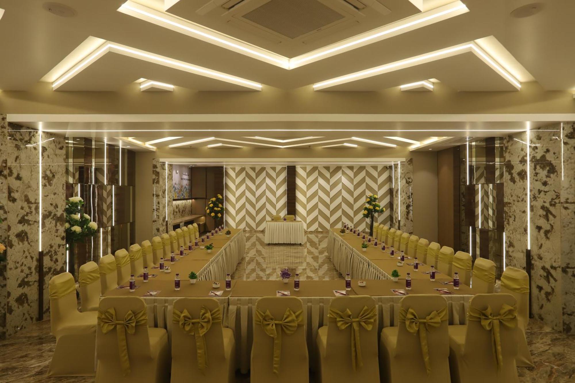 Hotel Auris & Banquets, Mumbai International Airport 外观 照片