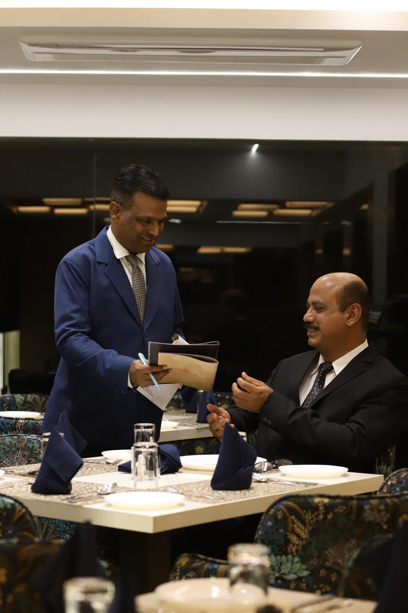 Hotel Auris & Banquets, Mumbai International Airport 外观 照片