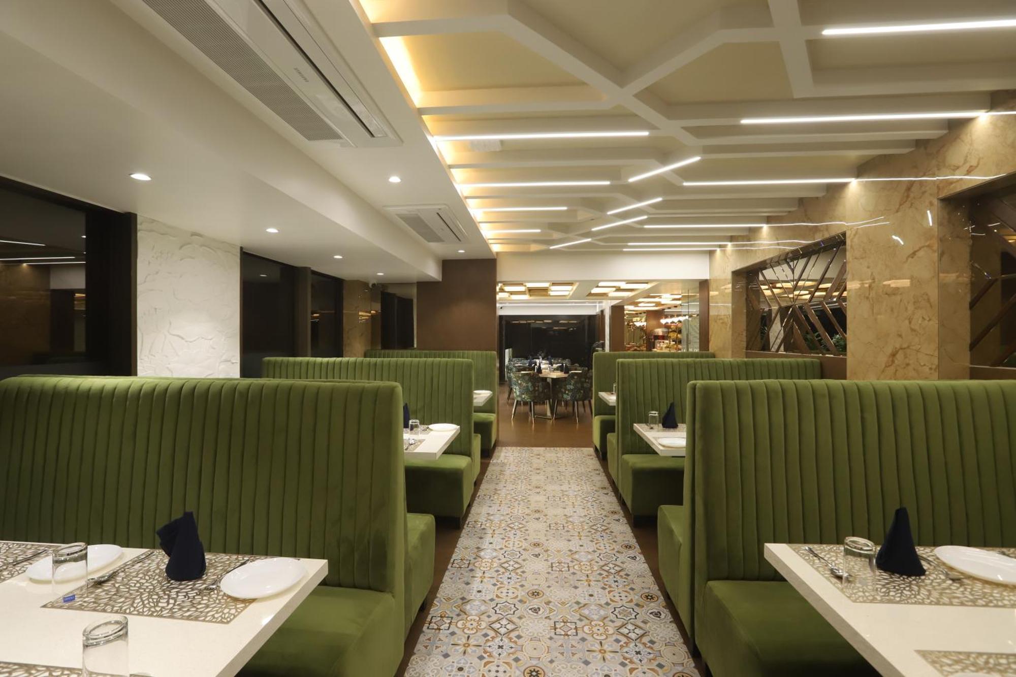 Hotel Auris & Banquets, Mumbai International Airport 外观 照片